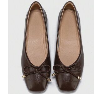 NEW-Women’s Brown Ballet Flats Size 8(39)